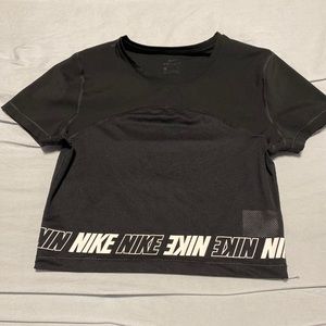 Nike crop top small